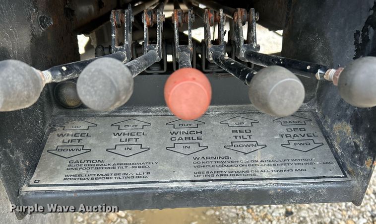 image for item NE9709 2006 Ford F550 Super Duty XLT  rollback truck