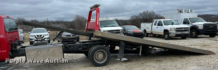 image for item NE9709 2006 Ford F550 Super Duty XLT  rollback truck