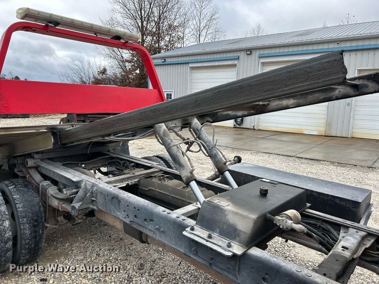 image for item NE9709 2006 Ford F550 Super Duty XLT  rollback truck