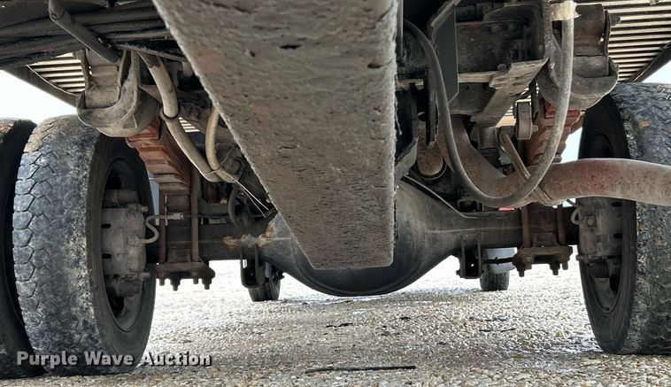 image for item NE9709 2006 Ford F550 Super Duty XLT  rollback truck