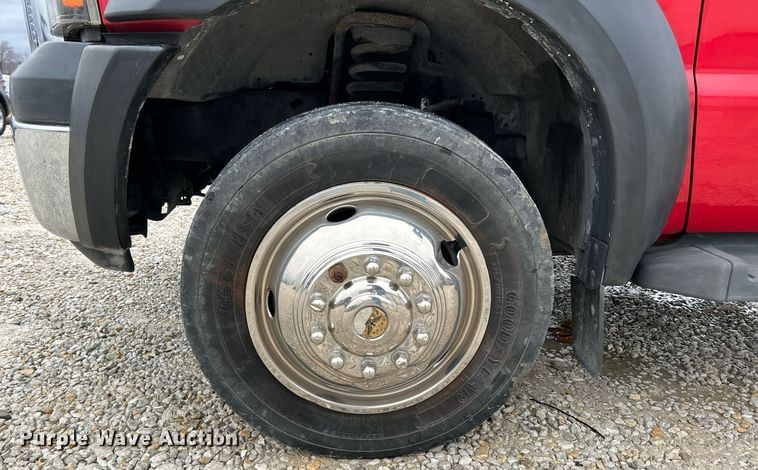 image for item NE9709 2006 Ford F550 Super Duty XLT  rollback truck