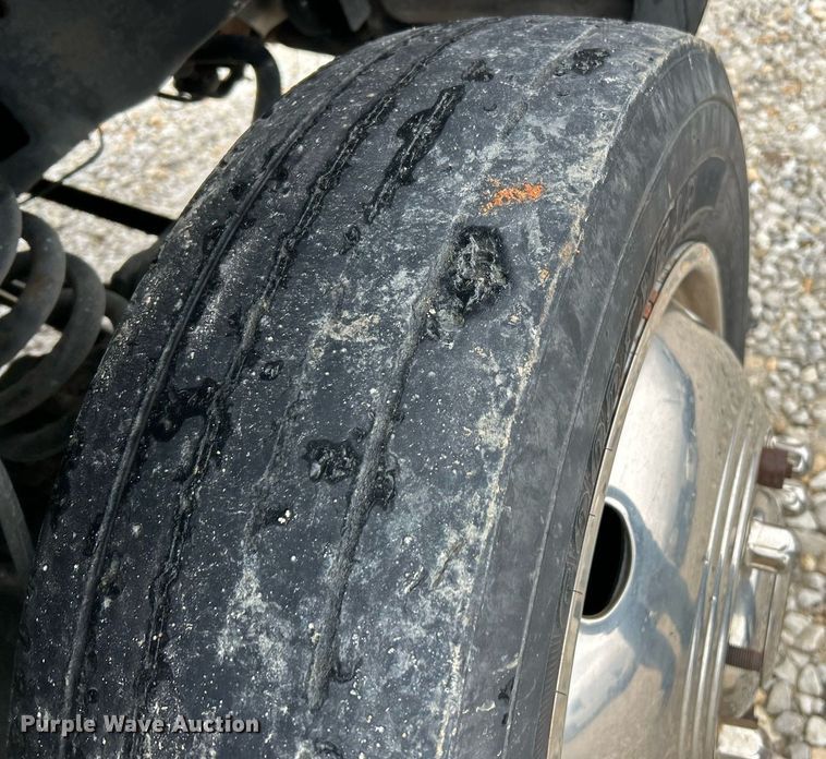 image for item NE9709 2006 Ford F550 Super Duty XLT  rollback truck