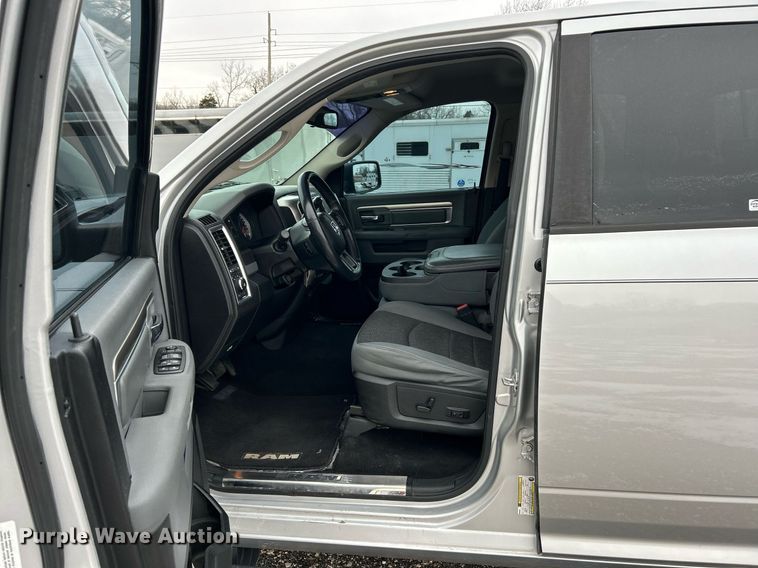 image for item NE9711 2013 Dodge  Ram 1500 Quad Cab pickup truck