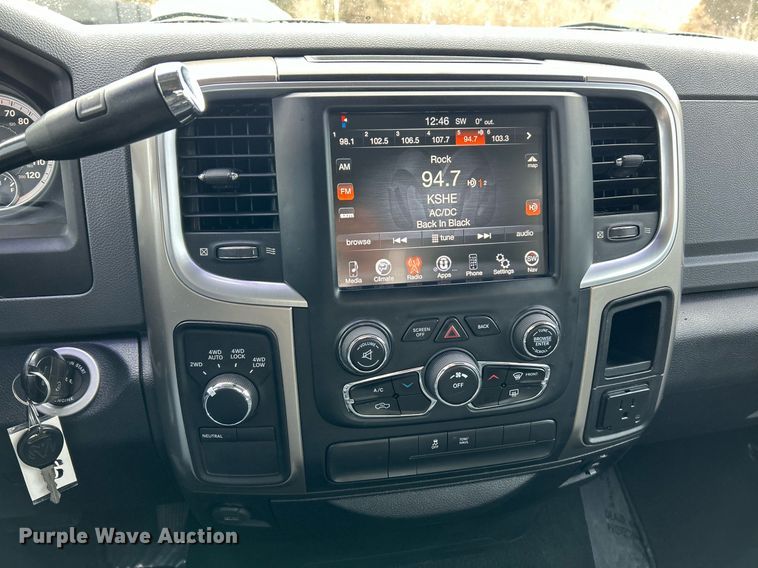 image for item NE9711 2013 Dodge  Ram 1500 Quad Cab pickup truck