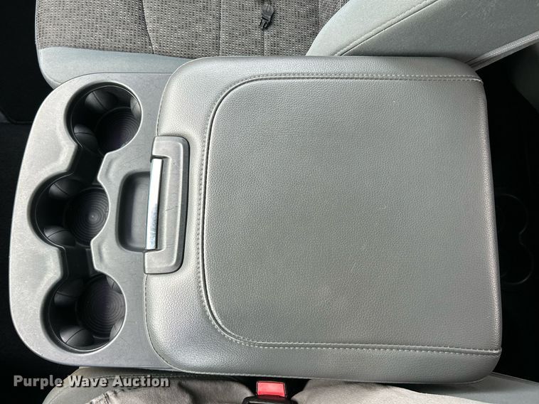 image for item NE9711 2013 Dodge  Ram 1500 Quad Cab pickup truck