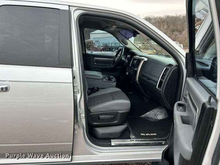 image for item NE9711 2013 Dodge  Ram 1500 Quad Cab pickup truck