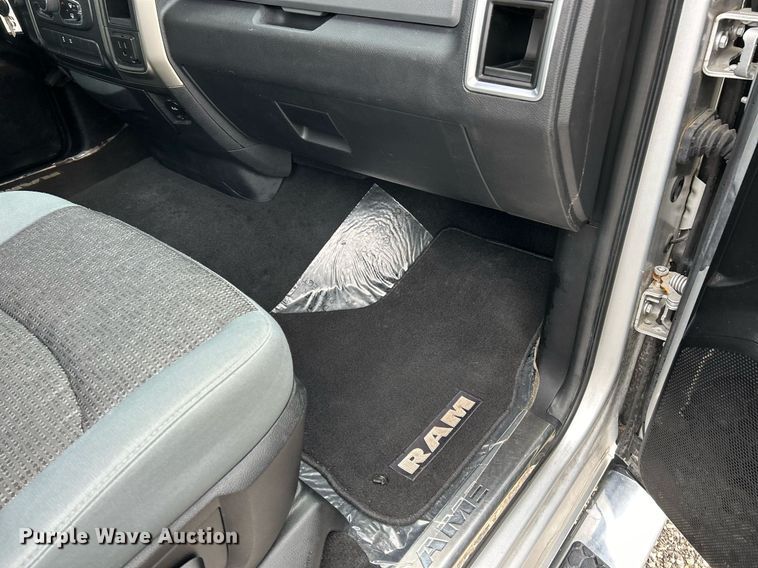 image for item NE9711 2013 Dodge  Ram 1500 Quad Cab pickup truck