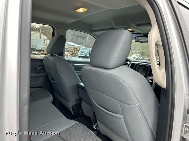 image for item NE9711 2013 Dodge  Ram 1500 Quad Cab pickup truck