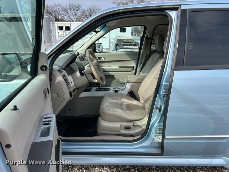 image for item NE9712 2008 Mercury  Mariner SUV