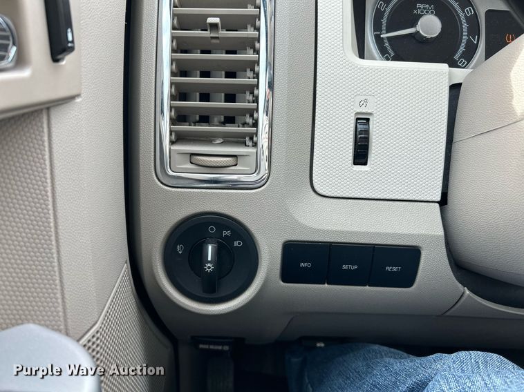 image for item NE9712 2008 Mercury  Mariner SUV