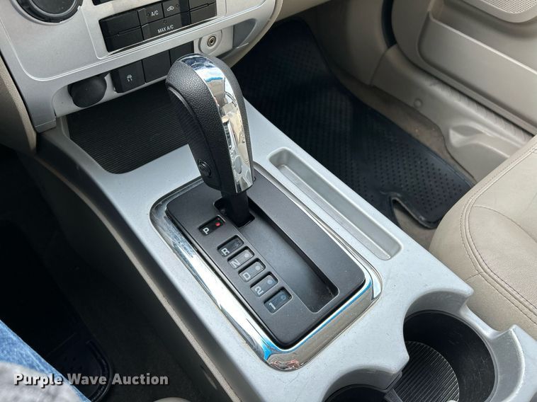 image for item NE9712 2008 Mercury  Mariner SUV