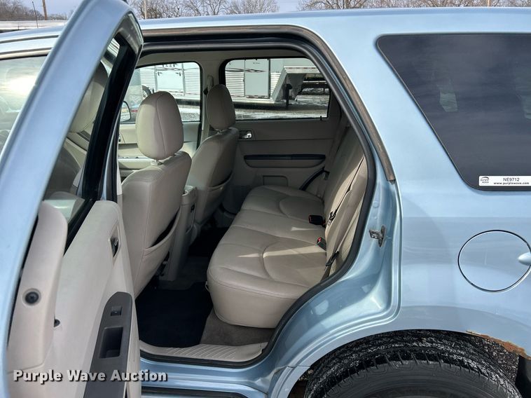 image for item NE9712 2008 Mercury  Mariner SUV