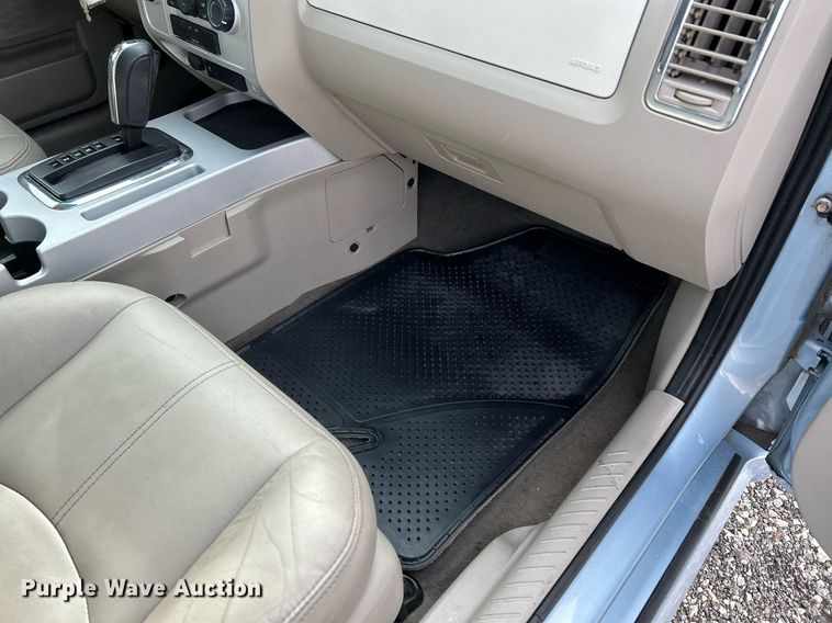 image for item NE9712 2008 Mercury  Mariner SUV