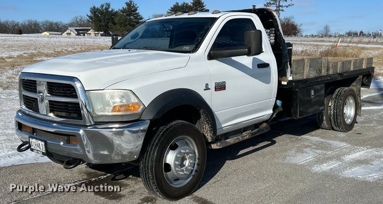 image for item NE9728 2012 Dodge Ram 5500HD flatbed truck