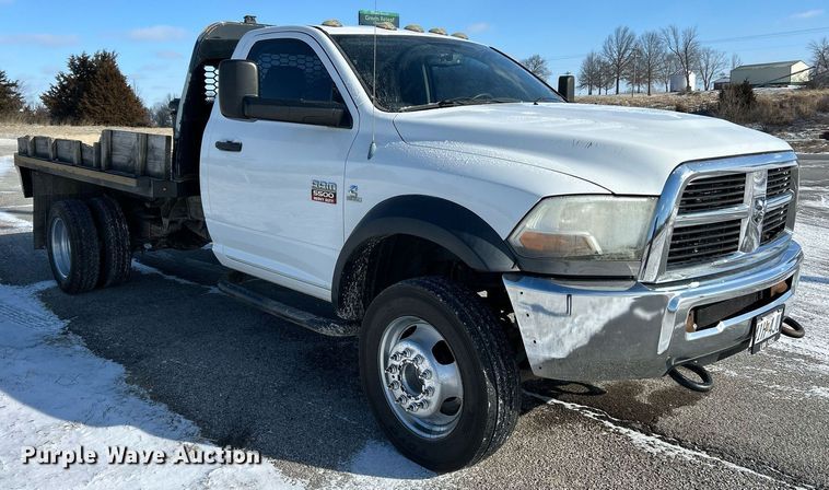 image for item NE9728 2012 Dodge Ram 5500HD flatbed truck