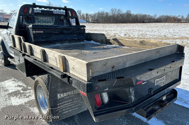 image for item NE9728 2012 Dodge Ram 5500HD flatbed truck
