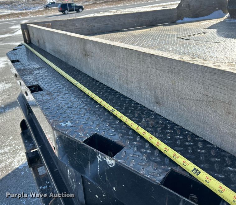 image for item NE9728 2012 Dodge Ram 5500HD flatbed truck