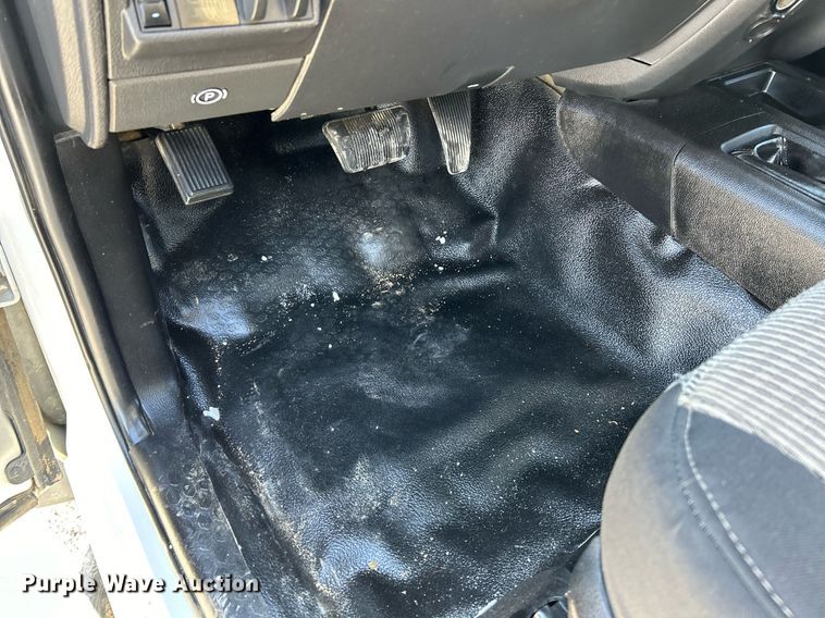 image for item NE9728 2012 Dodge Ram 5500HD flatbed truck