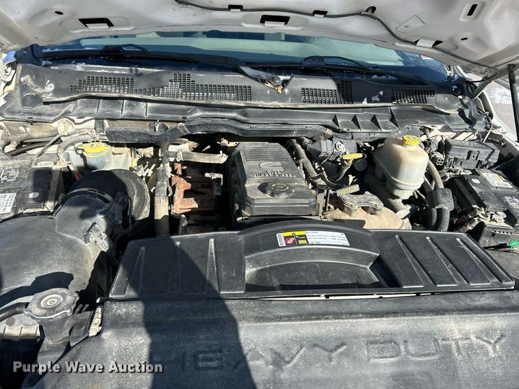 image for item NE9728 2012 Dodge Ram 5500HD flatbed truck