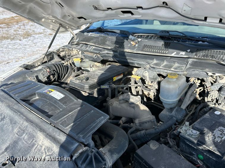 image for item NE9728 2012 Dodge Ram 5500HD flatbed truck