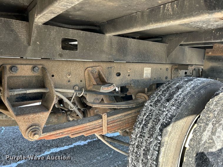 image for item NE9728 2012 Dodge Ram 5500HD flatbed truck