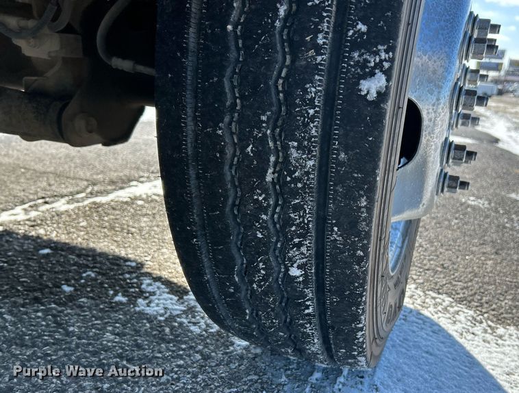 image for item NE9728 2012 Dodge Ram 5500HD flatbed truck