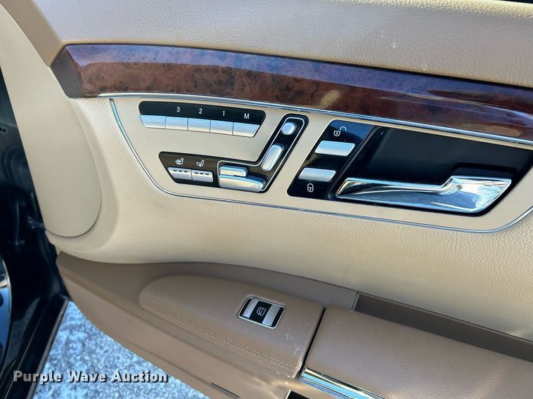 image for item NE9731 2008 Mercedes-Benz S550  