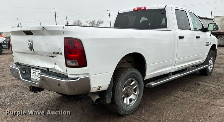 image for item NI9737 2016 Ram 2500  Crew Cab pickup truck