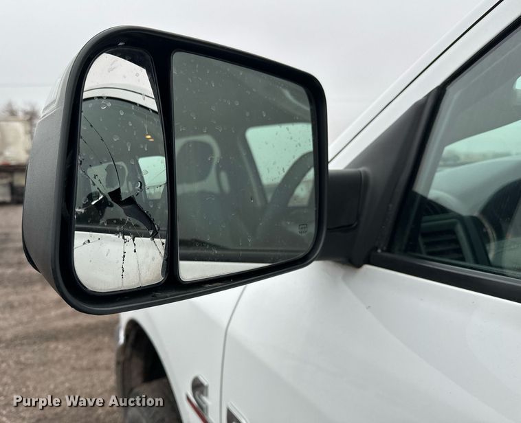 image for item NI9737 2016 Ram 2500  Crew Cab pickup truck