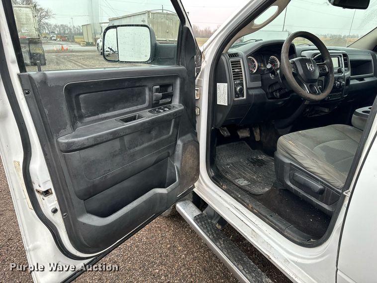 image for item NI9737 2016 Ram 2500  Crew Cab pickup truck