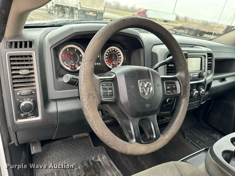 image for item NI9737 2016 Ram 2500  Crew Cab pickup truck