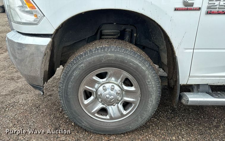 image for item NI9737 2016 Ram 2500  Crew Cab pickup truck