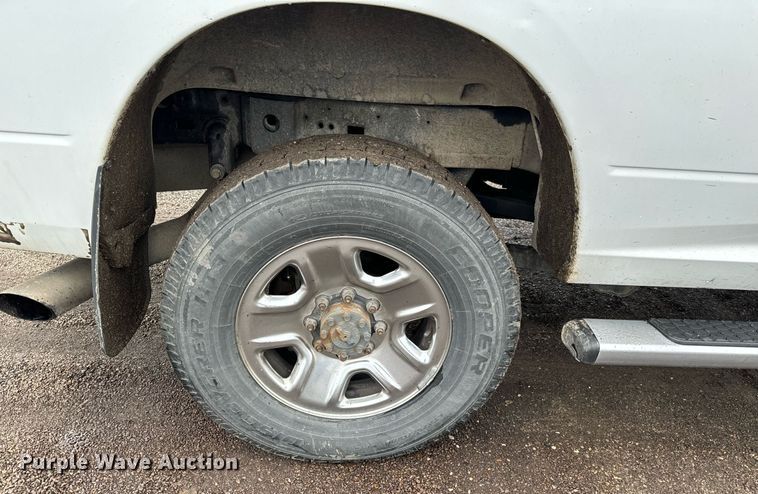 image for item NI9737 2016 Ram 2500  Crew Cab pickup truck