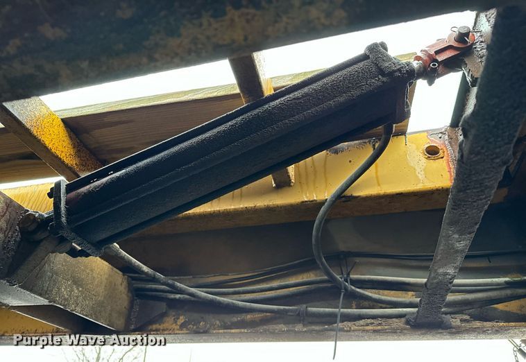 image for item NI9743 1990 Custom Trailer tilt deck equipment trailer