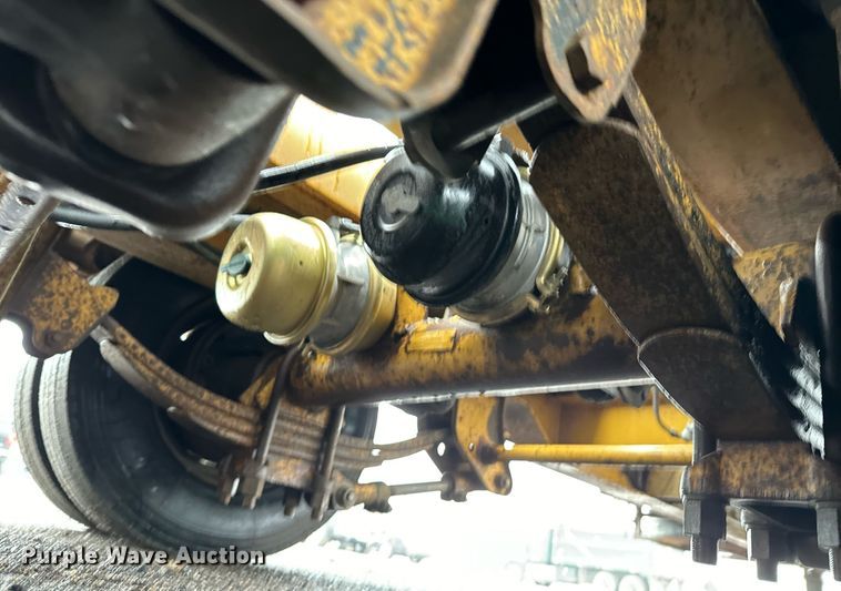 image for item NI9743 1990 Custom Trailer tilt deck equipment trailer