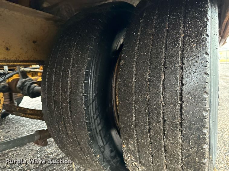 image for item NI9743 1990 Custom Trailer tilt deck equipment trailer