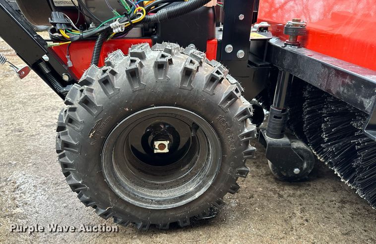 image for item NI9747 Ariens PB36 HYD Brush  broom