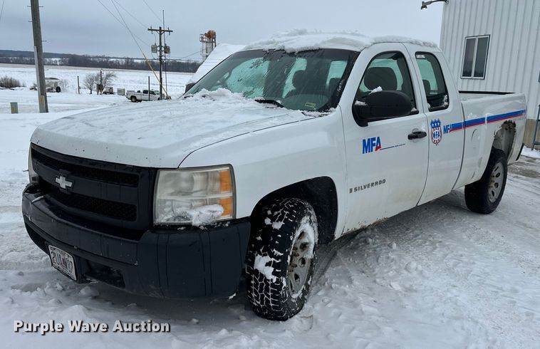 image for item NL9350 2008 Chevrolet Silverado 1500 Ext. Cab pickup truck