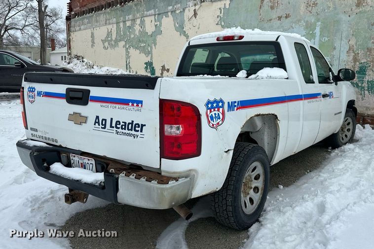 image for item NL9350 2008 Chevrolet Silverado 1500 Ext. Cab pickup truck