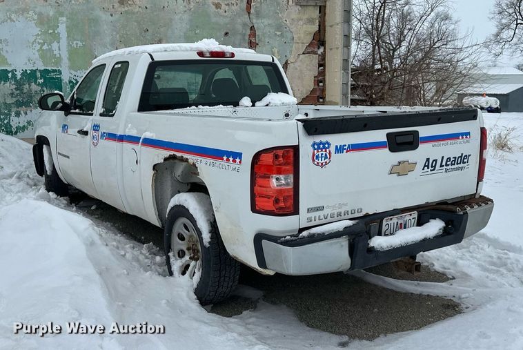 image for item NL9350 2008 Chevrolet Silverado 1500 Ext. Cab pickup truck