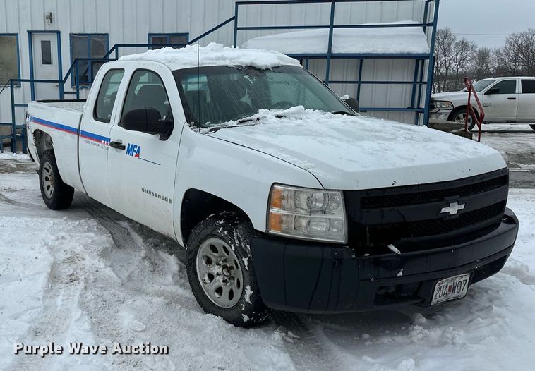 image for item NL9350 2008 Chevrolet Silverado 1500 Ext. Cab pickup truck