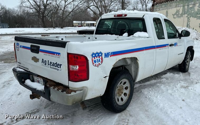 image for item NL9350 2008 Chevrolet Silverado 1500 Ext. Cab pickup truck