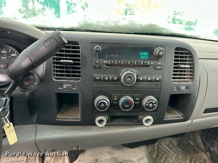 image for item NL9350 2008 Chevrolet Silverado 1500 Ext. Cab pickup truck