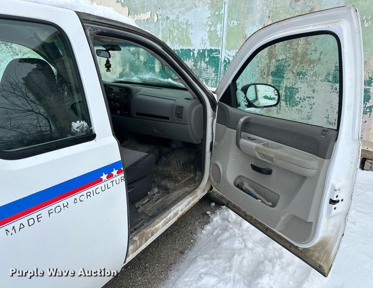 image for item NL9350 2008 Chevrolet Silverado 1500 Ext. Cab pickup truck