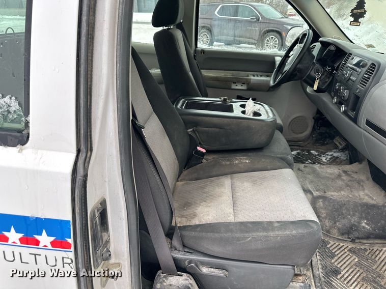 image for item NL9350 2008 Chevrolet Silverado 1500 Ext. Cab pickup truck