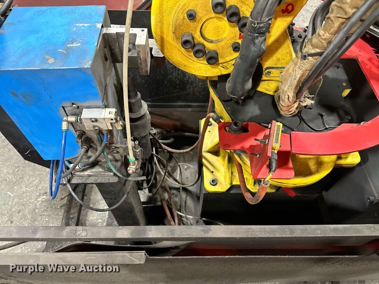image for item NL9356 1998 Fanuc System  R-J3 robotic welder