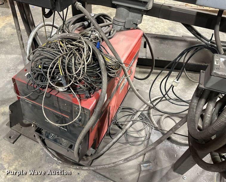 image for item NL9356 1998 Fanuc System  R-J3 robotic welder