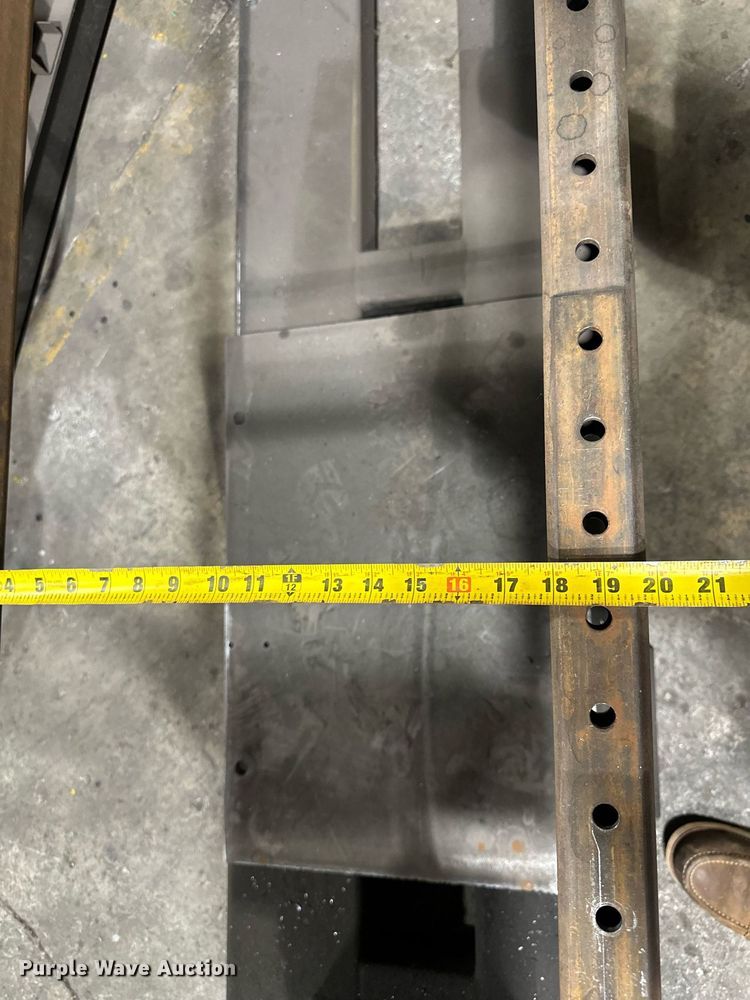 image for item NL9356 1998 Fanuc System  R-J3 robotic welder