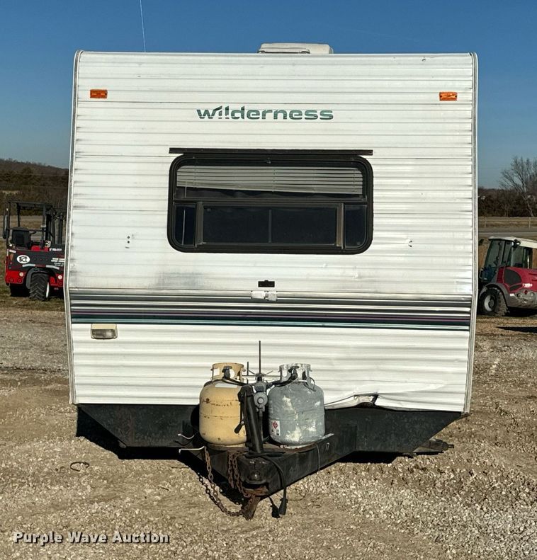 image for item NM9186 1997 Fleetwood Wilderness camper
