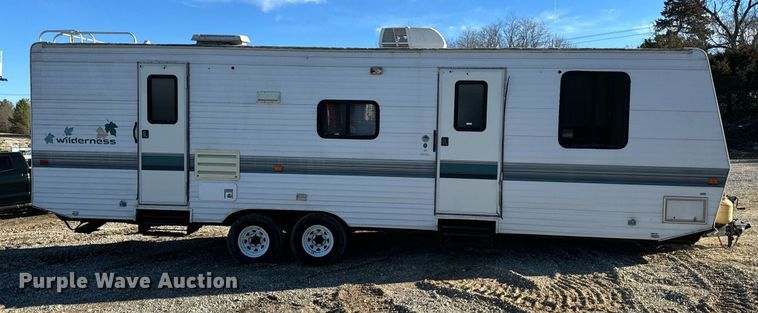 image for item NM9186 1997 Fleetwood Wilderness camper